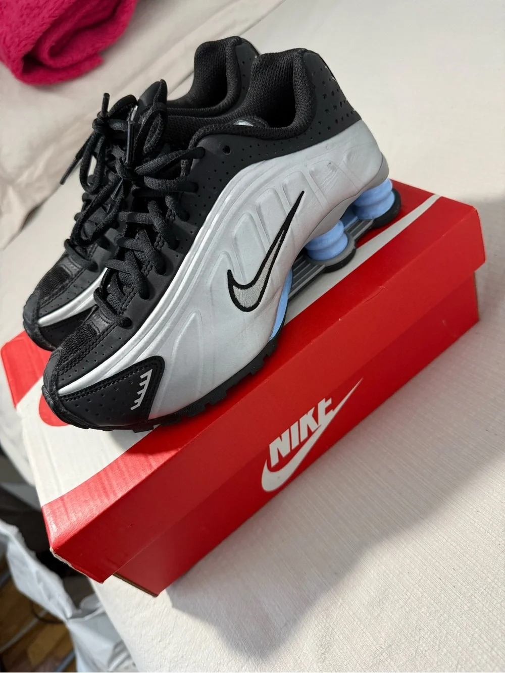Nike Shox R4 GS